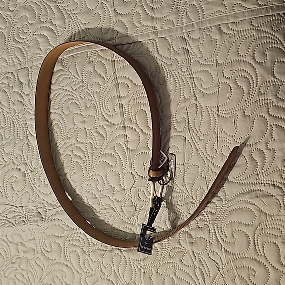 Crown & Ivy Men's Leather Belt - Picture 1 of 6